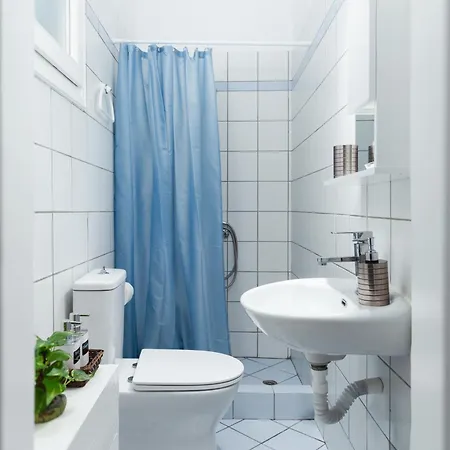 Lägenhet Andros With Free Parking *