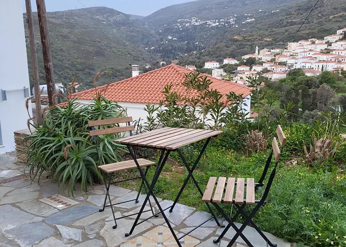 Lägenhet Andros With Free Parking