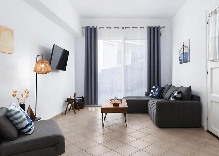 Andros With Free Parking * Steniaí