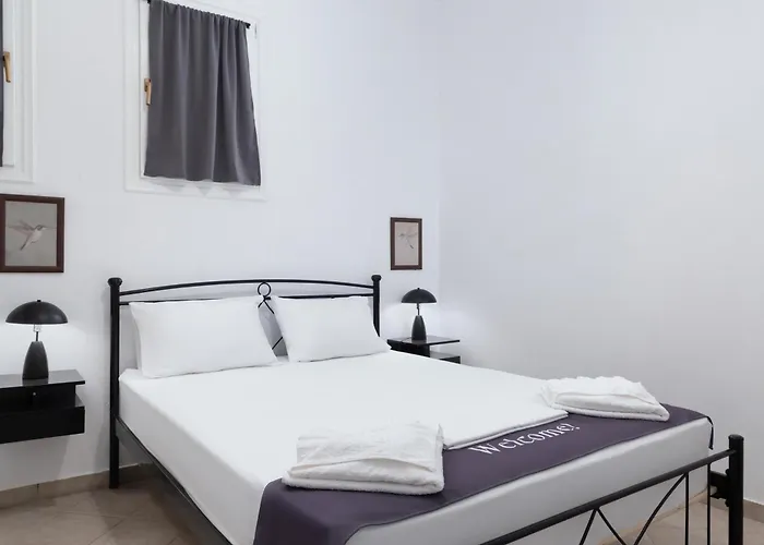 Andros With Free Parking アパート Steniaí