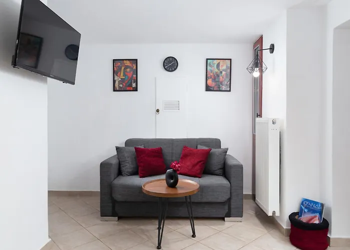 Andros With Free Parking アパート Steniaí